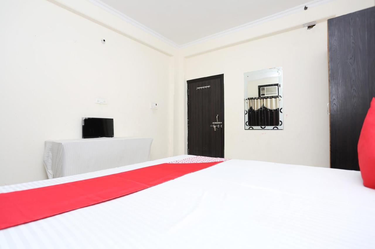 Oyo 40446 Yas Residency Hotel Alīgarh Buitenkant foto