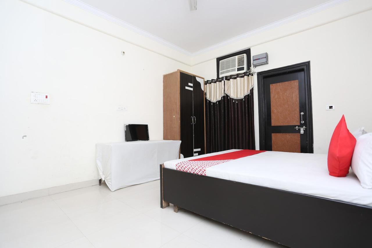 Oyo 40446 Yas Residency Hotel Alīgarh Buitenkant foto