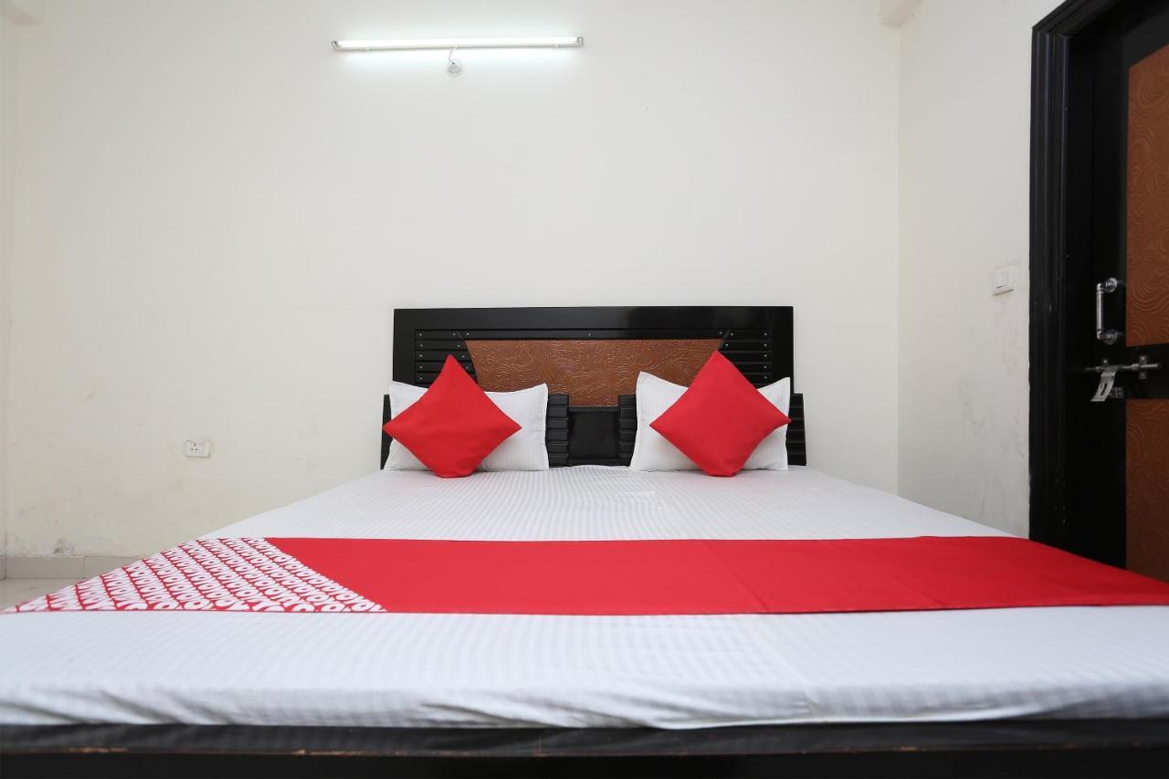 Oyo 40446 Yas Residency Hotel Alīgarh Buitenkant foto