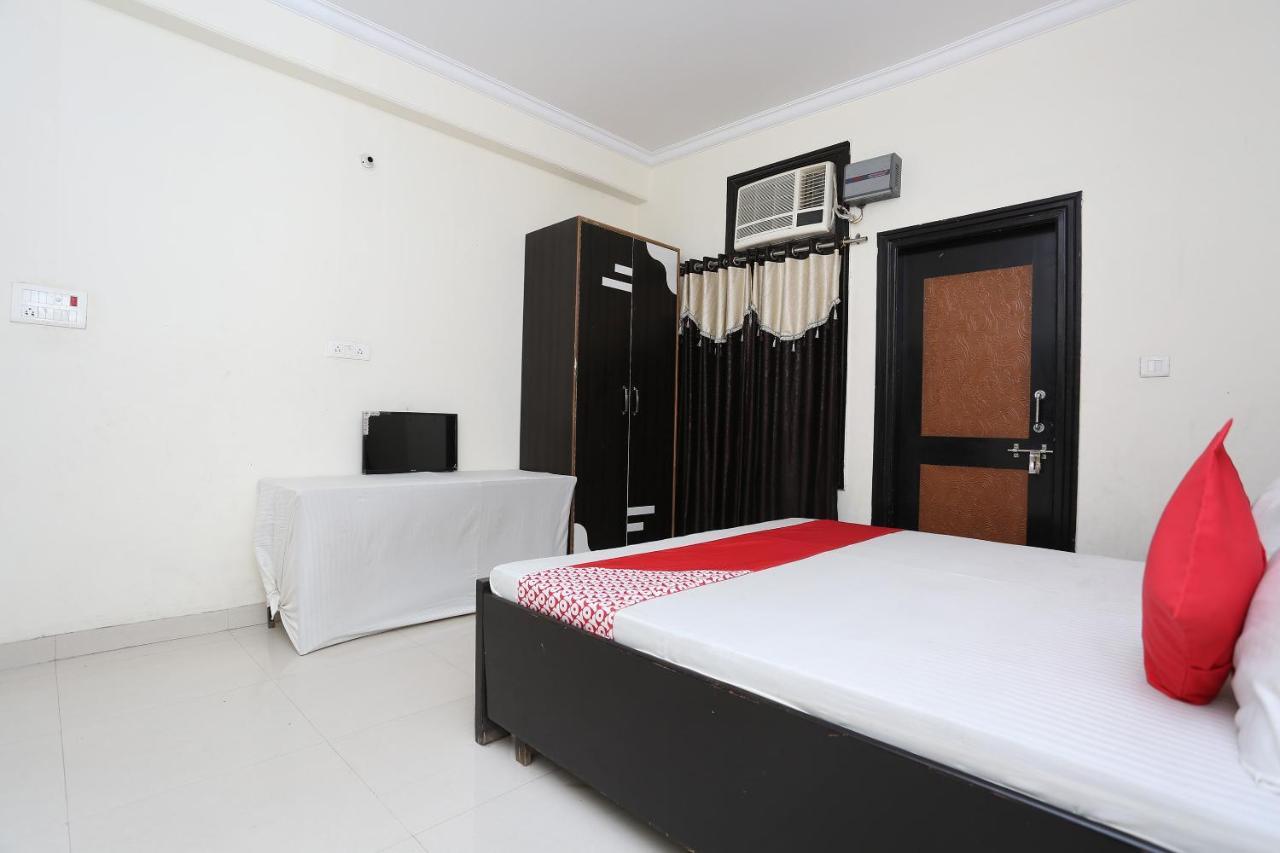 Oyo 40446 Yas Residency Hotel Alīgarh Buitenkant foto