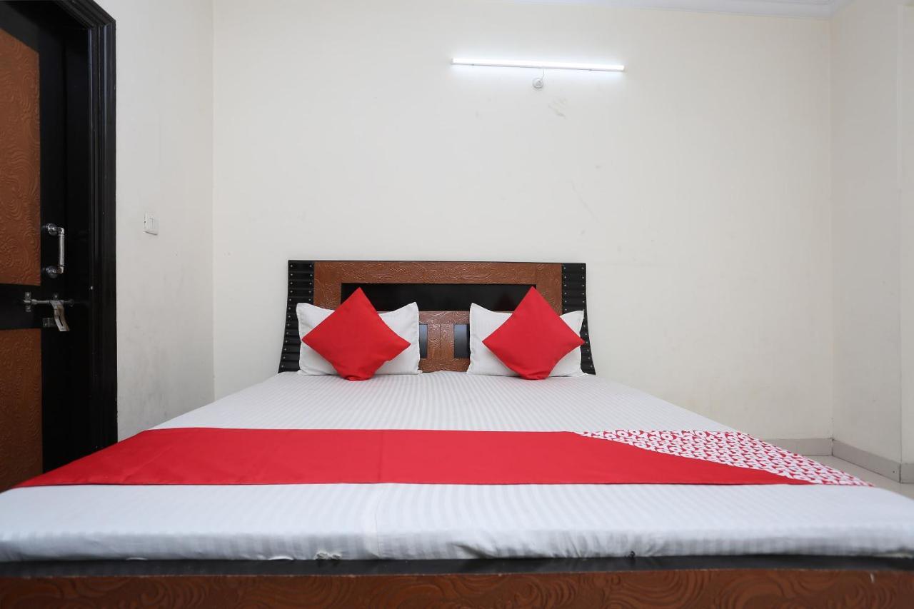 Oyo 40446 Yas Residency Hotel Alīgarh Buitenkant foto